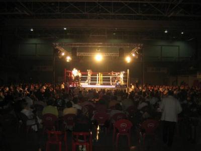 20090608112409-box13.jpg