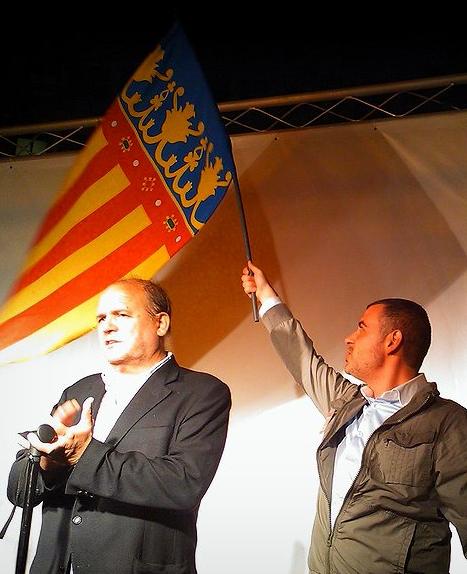 20110518083534-samsenyera.jpg